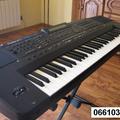 Альбом - Продам синтезатор Roland E-70 